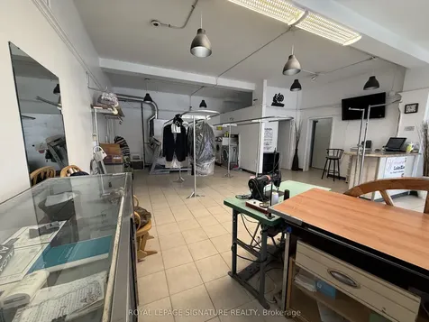 1195 Lakeshore Road E Mississauga ON L5E 1G1