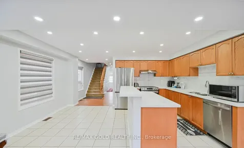 12 Rockrose Drive Brampton ON L6R 2Z6