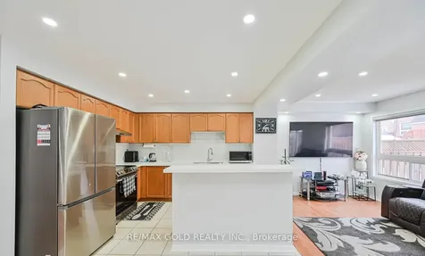 12 Rockrose Drive Brampton ON L6R 2Z6