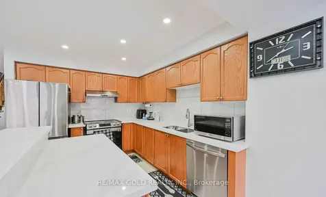 12 Rockrose Drive Brampton ON L6R 2Z6