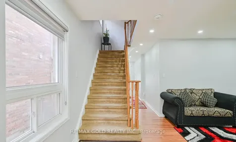 12 Rockrose Drive Brampton ON L6R 2Z6