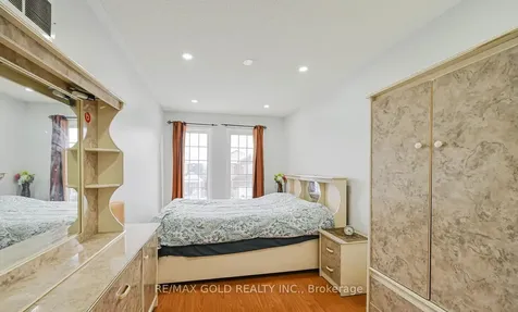 12 Rockrose Drive Brampton ON L6R 2Z6