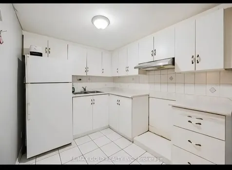 12 Rockrose Drive Brampton ON L6R 2Z6