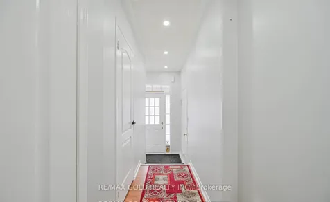 12 Rockrose Drive Brampton ON L6R 2Z6