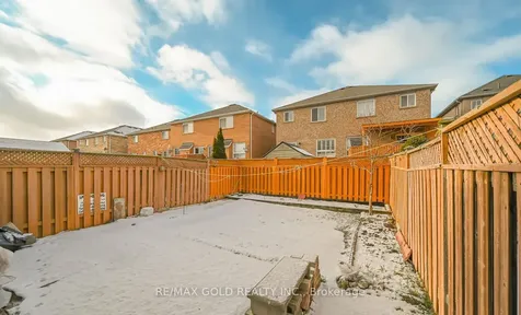 12 Rockrose Drive Brampton ON L6R 2Z6