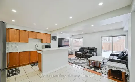 12 Rockrose Drive Brampton ON L6R 2Z6