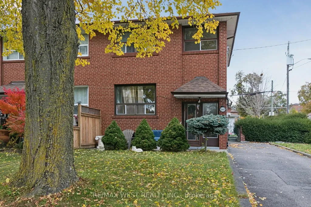 562 Alliance Avenue Toronto ON M6N 2J5