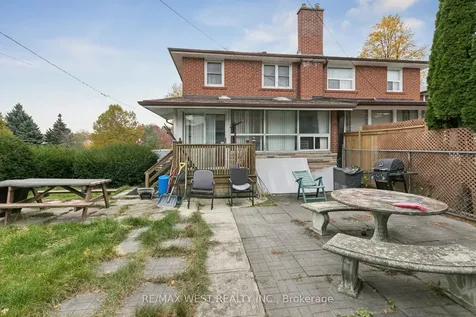 562 Alliance Avenue Toronto ON M6N 2J5