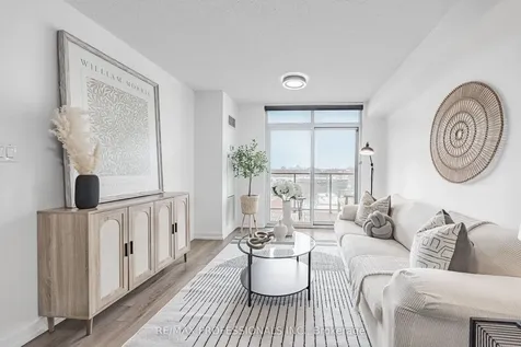 816 Lansdowne Avenue Toronto ON M6H 4K6