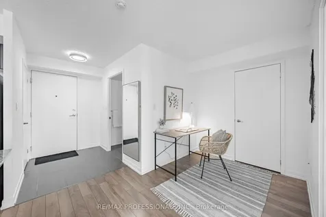 816 Lansdowne Avenue Toronto ON M6H 4K6
