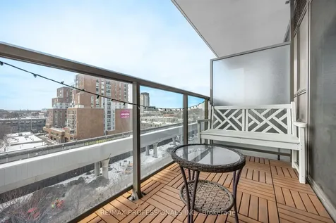 816 Lansdowne Avenue Toronto ON M6H 4K6