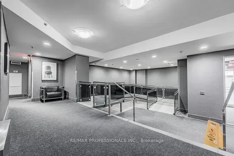 816 Lansdowne Avenue Toronto ON M6H 4K6
