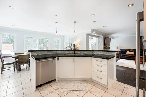 19 Grist Mill Drive Halton Hills ON L7G 6C2