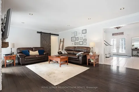 19 Grist Mill Drive Halton Hills ON L7G 6C2