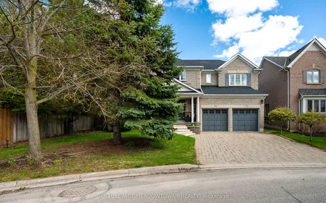 19 Grist Mill Drive Halton Hills ON L7G 6C2