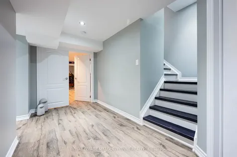 19 Grist Mill Drive Halton Hills ON L7G 6C2