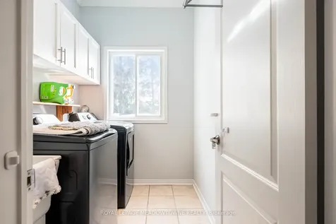 19 Grist Mill Drive Halton Hills ON L7G 6C2