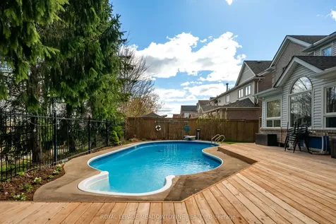19 Grist Mill Drive Halton Hills ON L7G 6C2