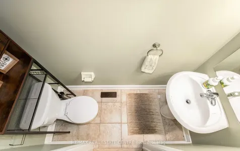 26 Saint Hubert Drive Brampton ON L6P 1V7