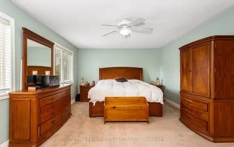 26 Saint Hubert Drive Brampton ON L6P 1V7