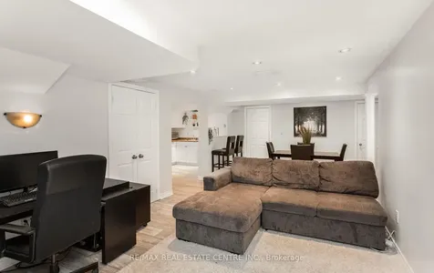 26 Saint Hubert Drive Brampton ON L6P 1V7