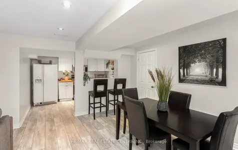 26 Saint Hubert Drive Brampton ON L6P 1V7