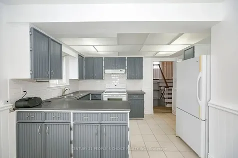 114 Simmons Boulevard Brampton ON L6V 3V6