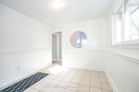 114 Simmons Boulevard Brampton ON L6V 3V6