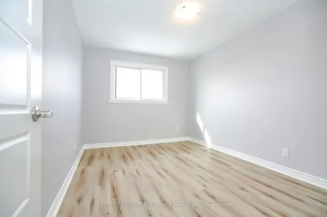 114 Simmons Boulevard Brampton ON L6V 3V6