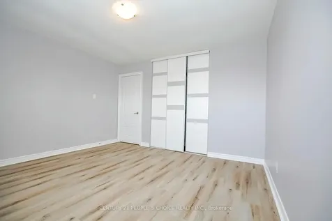 114 Simmons Boulevard Brampton ON L6V 3V6