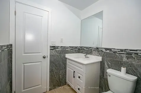 114 Simmons Boulevard Brampton ON L6V 3V6