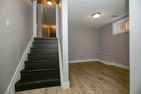 114 Simmons Boulevard Brampton ON L6V 3V6