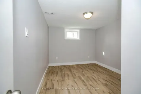 114 Simmons Boulevard Brampton ON L6V 3V6