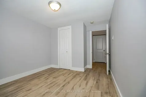 114 Simmons Boulevard Brampton ON L6V 3V6