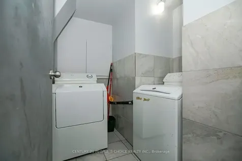 114 Simmons Boulevard Brampton ON L6V 3V6