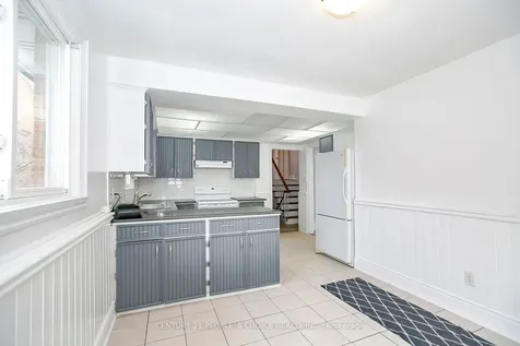 114 Simmons Boulevard Brampton ON L6V 3V6