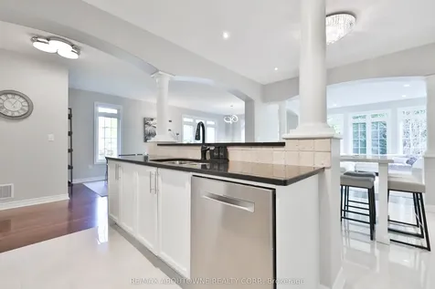 3262 Skipton Lane Oakville ON L6M 0K2