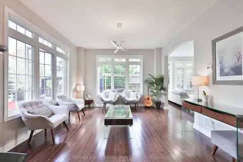 3262 Skipton Lane Oakville ON L6M 0K2