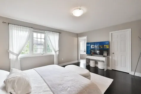 3262 Skipton Lane Oakville ON L6M 0K2