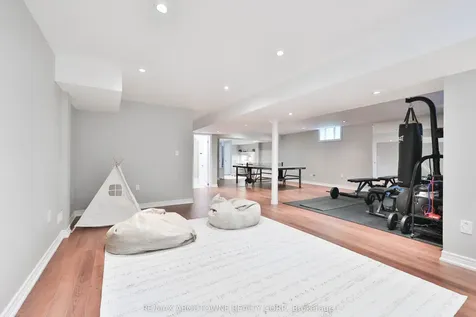 3262 Skipton Lane Oakville ON L6M 0K2