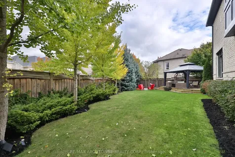 3262 Skipton Lane Oakville ON L6M 0K2
