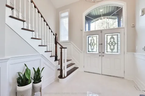 3262 Skipton Lane Oakville ON L6M 0K2