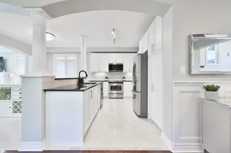 3262 Skipton Lane Oakville ON L6M 0K2