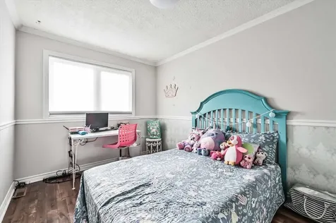 39 Barrington Crescent Brampton ON L6Z 1N2