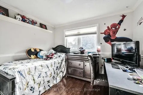 39 Barrington Crescent Brampton ON L6Z 1N2