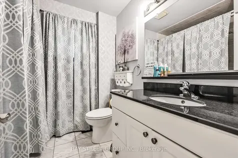 39 Barrington Crescent Brampton ON L6Z 1N2