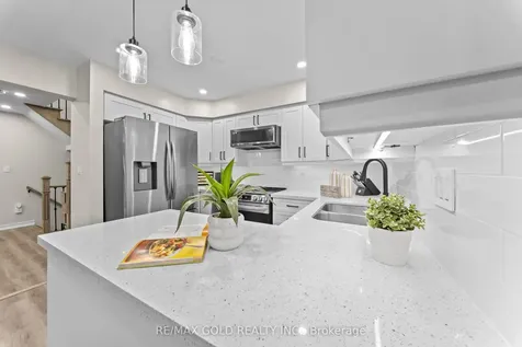 184 Mountainberry Road Brampton ON L6R 2L2