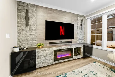 184 Mountainberry Road Brampton ON L6R 2L2