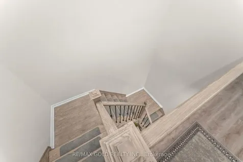 184 Mountainberry Road Brampton ON L6R 2L2