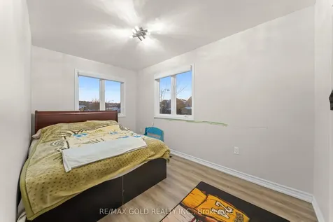 184 Mountainberry Road Brampton ON L6R 2L2